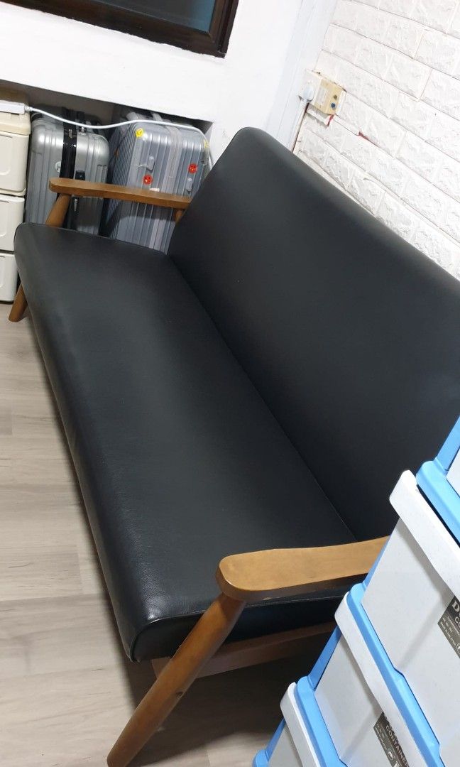Bench Sofa (Category: Sofas) located in Singapore. Submitted by 62gwerpat (Listing ID 1456419451, Image 3). Description: Bought in Jan26 at 399.00 and seldom ultilize it. Condition still looked good. Decide to clear off at 85.00 only. Self collect in hougang ave 9.