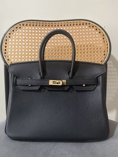 (Category: ) located in . Submitted by luxuryvintageitems (Listing ID 1456378725, Image 1). Description: .