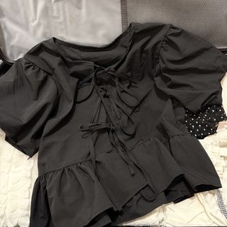 (Category: ) located in . Submitted by clothes_rack (Listing ID 1456343216, Image 1). Description: .