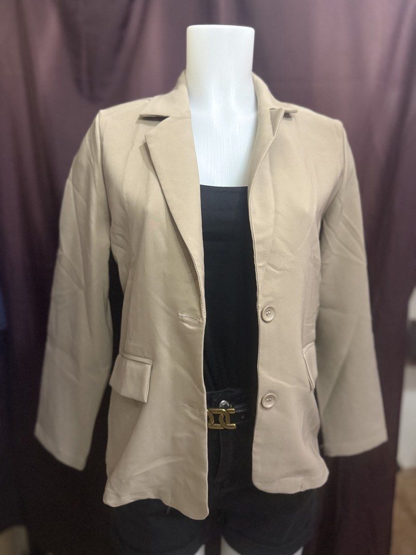 CASUAL BLAZER (Category: Coats, Jackets and Outerwear) located in Taguig. Submitted by kimy00 (Listing ID 1456400167, Image 1). Description: .