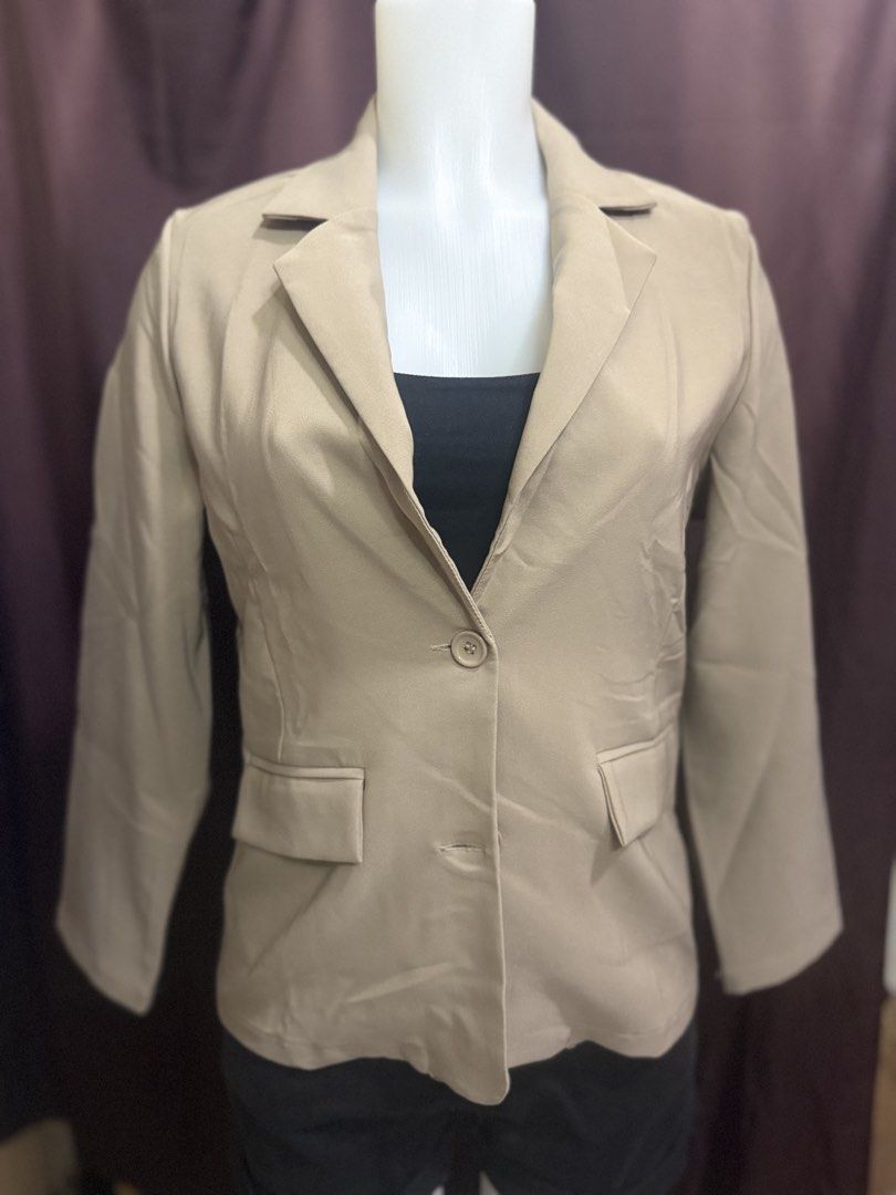 CASUAL BLAZER (Category: Coats, Jackets and Outerwear) located in Taguig. Submitted by kimy00 (Listing ID 1456400167, Image 2). Description: .