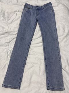 (Category: ) located in . Submitted by emiferre (Listing ID 1456364934, Image 1). Description: .