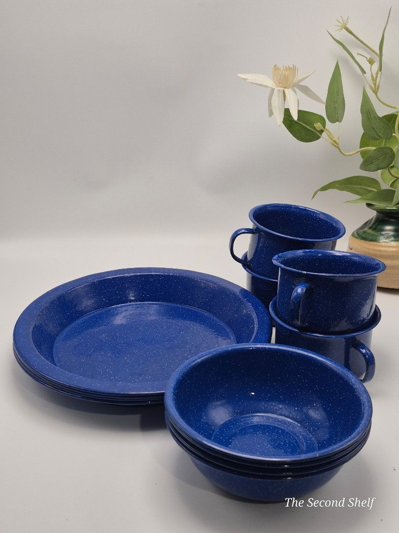 BLUE SPECKLED ENAMELWARE DINNER SET (Category: Dinnerware & Cutlery) located in Santa Rosa. Submitted by thesecondshelf (Listing ID 1456309807, Image 3). Description: BLUE SPECKLED ENAMELWARE DINNER SET Classic blue speckled enamelware set with plates, bowls and handled cups. Lightweight, practical and easy to stack, suitable for everyday use, picnics, camping or a rustic table setting. Details: • Blue with white speckled finish • Enamel-coated m