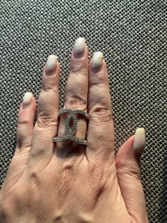 (Category: ) located in . Submitted by shopaholic-anonymous (Listing ID 1456328891, Image 1). Description: .