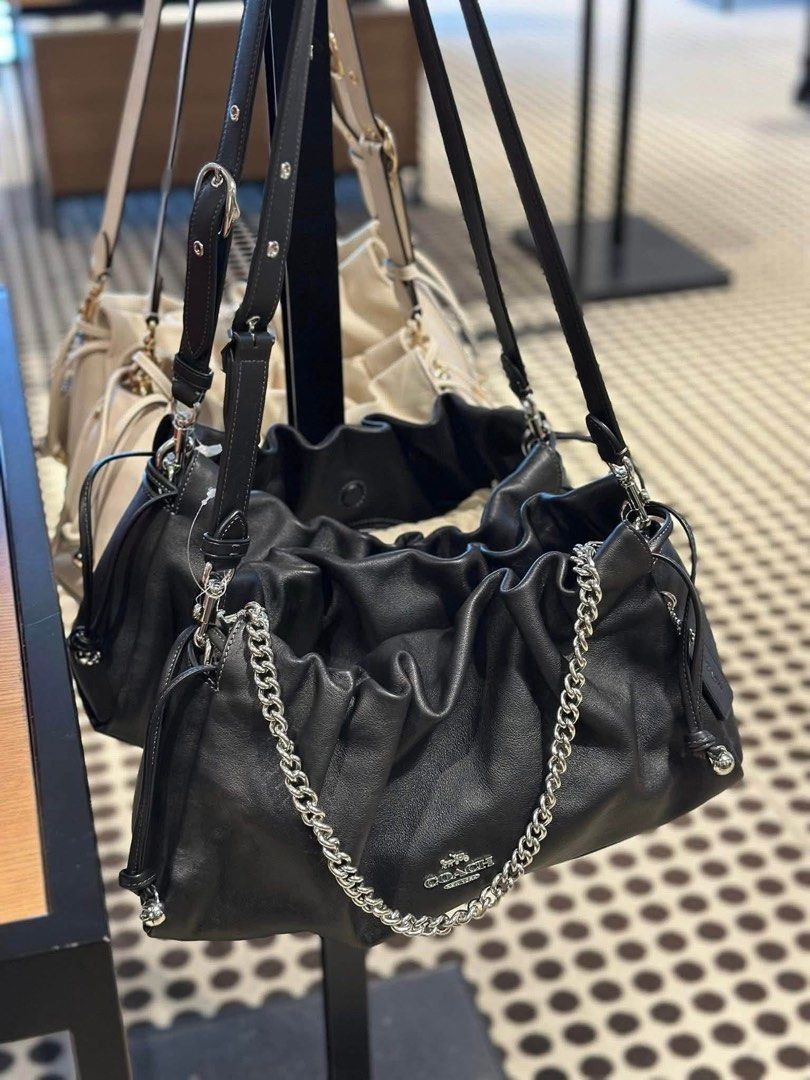 Bnew Coach Faye Large two-way (Category: Luxury Bags & Wallets) located in Santa Rosa. Submitted by megally (Listing ID 1456351875, Image 1). Description: Bnew Coach Faye Large Two-way P17,90+ local sf Original Pinas On-hand .