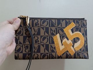 (Category: ) located in . Submitted by preloved_empire (Listing ID 1456234783, Image 1). Description: .