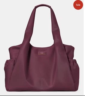 (Category: ) located in . Submitted by parisbag2000 (Listing ID 1456350932, Image 1). Description: .
