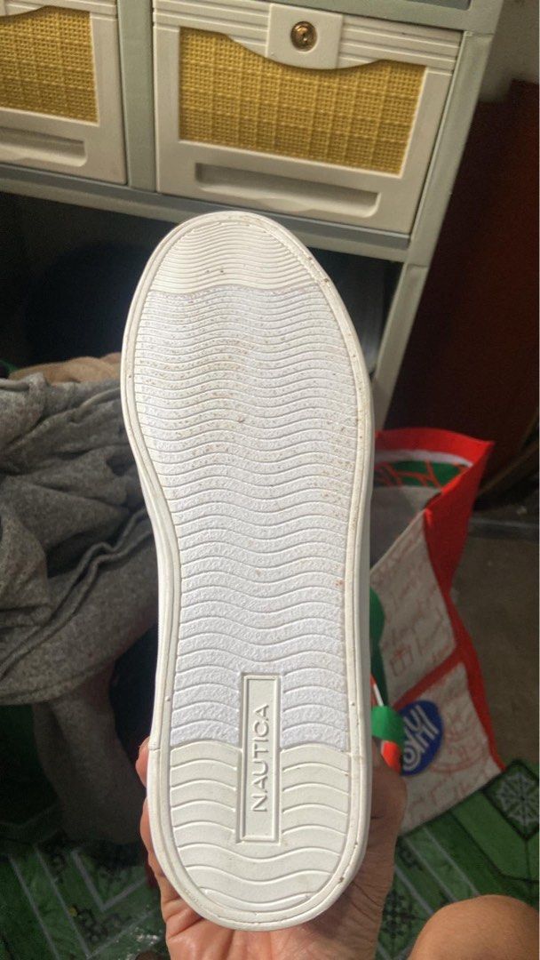 BrandNew shoes never Use (Category: Casual Shoes) located in Manila. Submitted by ghellaii (Listing ID 1456376186, Image 2). Description: .