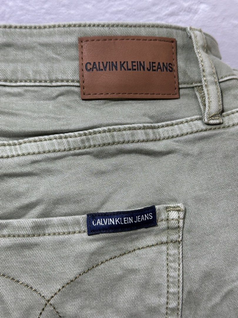 Calvin Klein Jeans Women (Category: Chinos) located in Tarlac. Submitted by ej202177 (Listing ID 1456293106, Image 2). Description: CK Tape measure W: 33" Rise:11" Length 38" Location: Tarlac .