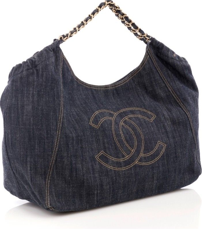 Chanel Denim (Category: Luxury Bags & Wallets) located in Zamboanga. Submitted by clayd052 (Listing ID 1456377278, Image 2). Description: NGA GOOD CONDITION.