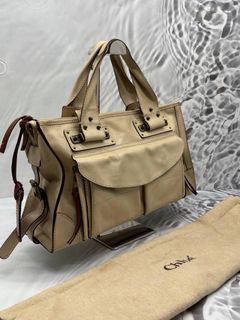 (Category: ) located in . Submitted by redrabbitluxury (Listing ID 1456339417, Image 1). Description: .