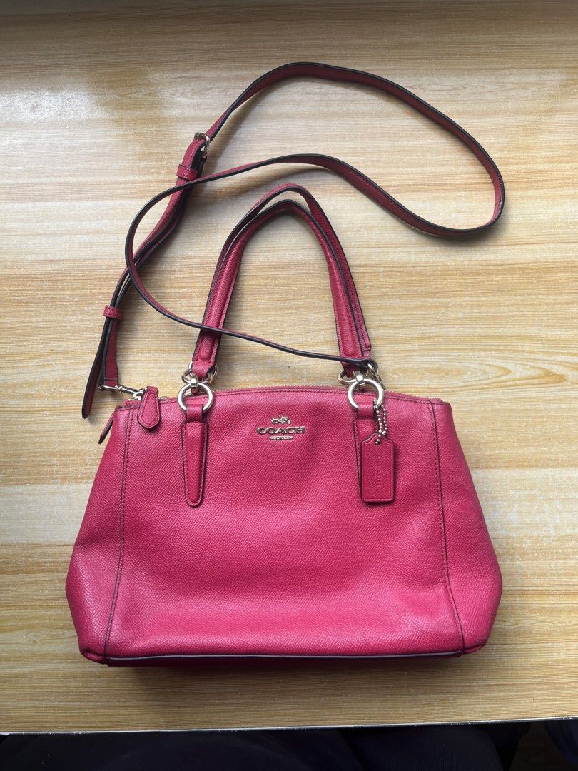 coach minetta crossbody (Category: Luxury Bags & Wallets) located in Cebu City. Submitted by fierce.vincent (Listing ID 1456385021, Image 1). Description: coach minetta crossbody rank ab 2250 + sf.
