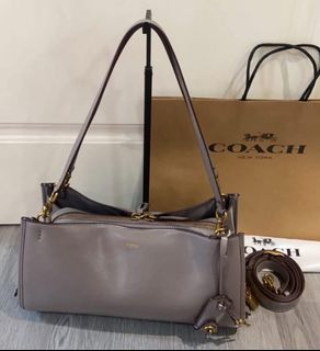 (Category: ) located in . Submitted by bagsboutiqueph (Listing ID 1456350190, Image 1). Description: .