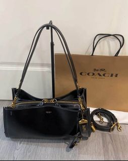 (Category: ) located in . Submitted by bagsboutiqueph (Listing ID 1456349741, Image 1). Description: .