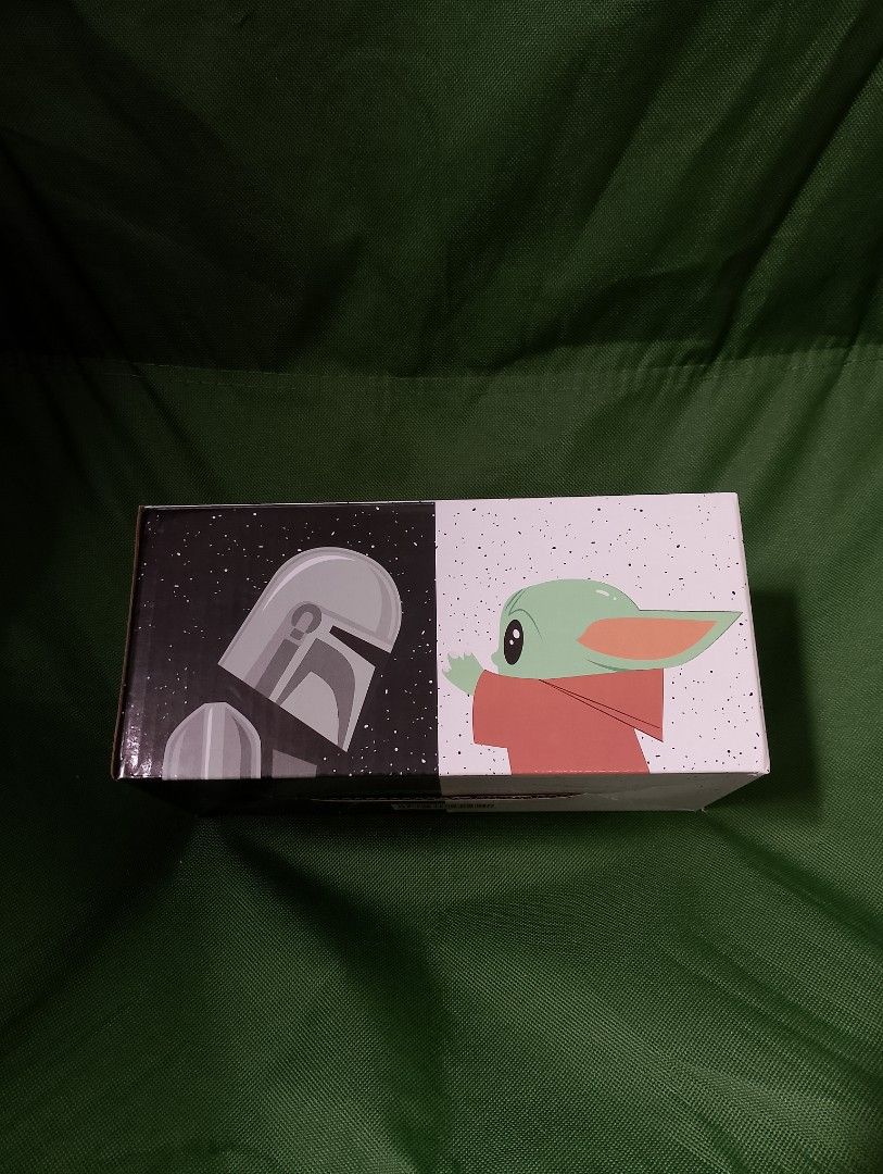 💥 COLLECTOR'S PICK (Category: Coffee & Tea Tableware) located in Quezon City. Submitted by shirtsoshorts_24 (Listing ID 1456240009, Image 1). Description: [COLLECTOR'S PICK] RAINY DAY SPECIAL 🌧️ Maulan? Perfect time for coffee with Grogu 🛸 ✨ The Mandalorian / Grogu Mug 📦 With original box 💚 Perfect for collectors & coffee lovers 💵 ₱500 only 📩 Pm if interested & see details below 📍 Meet-up / Shipping available #FastFlip #Grogu #Mandalorian