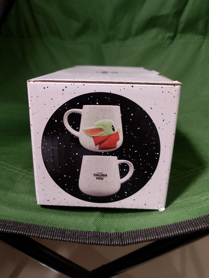 💥 COLLECTOR'S PICK (Category: Coffee & Tea Tableware) located in Quezon City. Submitted by shirtsoshorts_24 (Listing ID 1456240009, Image 3). Description: [COLLECTOR'S PICK] RAINY DAY SPECIAL 🌧️ Maulan? Perfect time for coffee with Grogu 🛸 ✨ The Mandalorian / Grogu Mug 📦 With original box 💚 Perfect for collectors & coffee lovers 💵 ₱500 only 📩 Pm if interested & see details below 📍 Meet-up / Shipping available #FastFlip #Grogu #Mandalorian