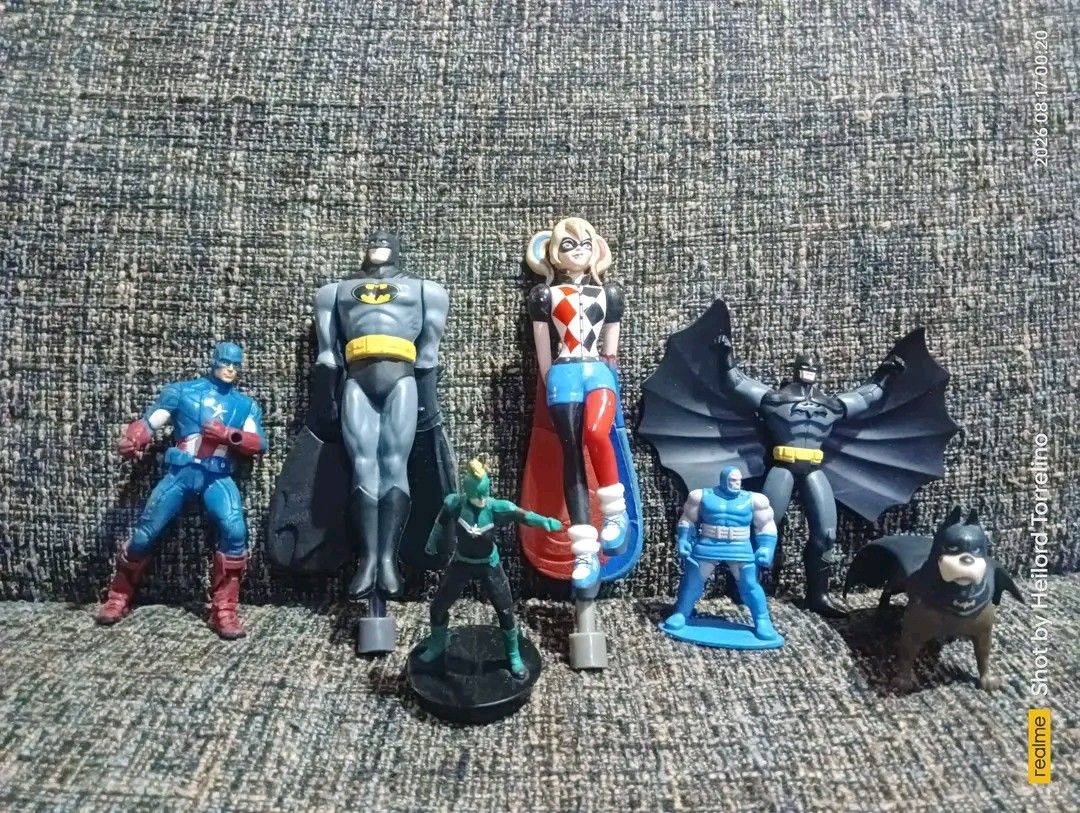 DC Comics & Marvel Action Figures Set (Category: Figurines & Statues) located in Caloocan City. Submitted by htorrelino (Listing ID 1456334857, Image 1). Description: - Set of action figures including Captain America, Batman, and Harley Quinn. - Additional superhero figures included. - Ideal for both collectors and children. - Some figures come with display stands. - Sold as a complete bundle. 70each.