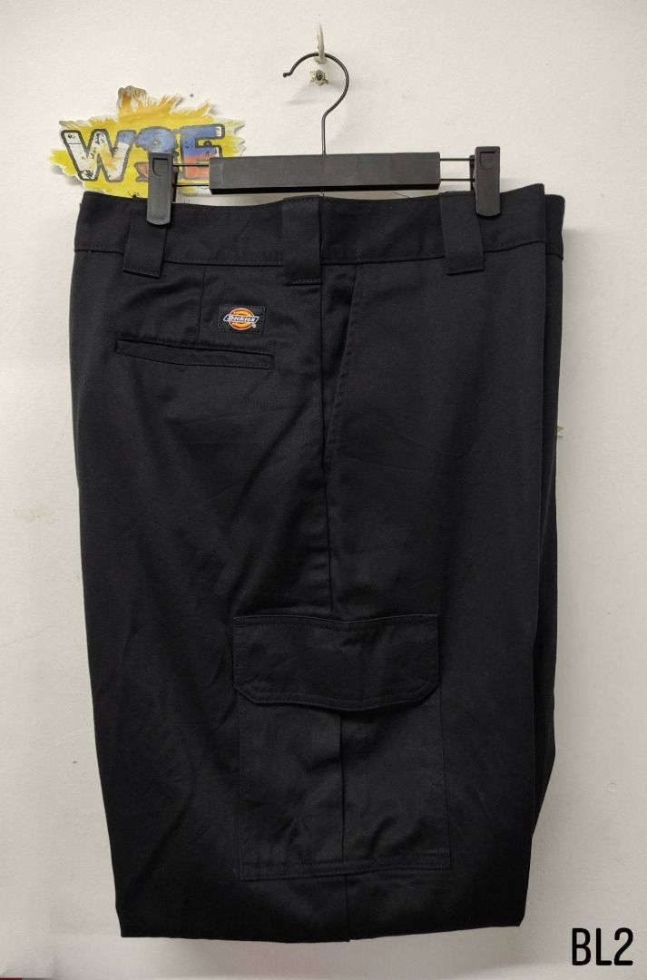 DICKIES BLACK CARGO PANTS PLUS SIZE 46 (Category: Jeans) located in Las Pinas. Submitted by w3e_ph_select_shop (Listing ID 1456396657, Image 1). Description: 46x30 on tag BIG SIZE EXCELLENT CONDITION.
