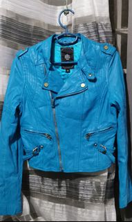 (Category: ) located in . Submitted by thrift_ni_sir (Listing ID 1456418318, Image 1). Description: .