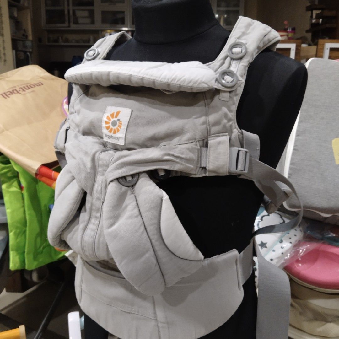 Ergobaby OMNI 360 pearl grey (Category: Carriers & Slings) located in Cavite. Submitted by dimple082 (Listing ID 1456362807, Image 3). Description: .