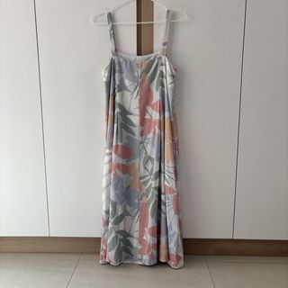 (Category: ) located in . Submitted by thedressingcloth (Listing ID 1456264702, Image 1). Description: .