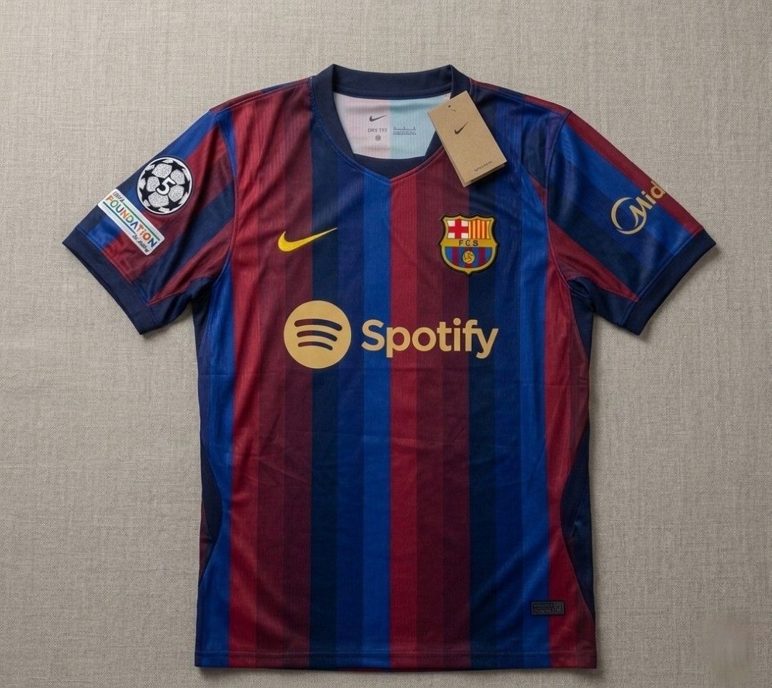FC Barcelona 2023/24 Spotify Home Jersey (Category: Activewear) located in Manila. Submitted by jay_collective (Listing ID 1456392668, Image 1). Description: AVAILABLE ALL SIZES FOR S-2XL PRE ORDERSS!! GRABE YOURS size S-2XL.
