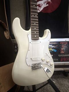 (Category: ) located in . Submitted by ezguitars (Listing ID 1456380835, Image 1). Description: .