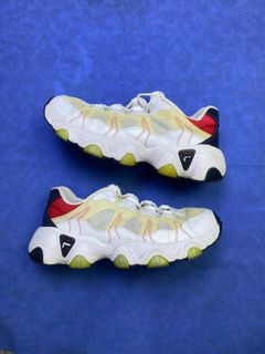 (Category: ) located in . Submitted by soletrip_footwear_trading (Listing ID 1456312891, Image 1). Description: .