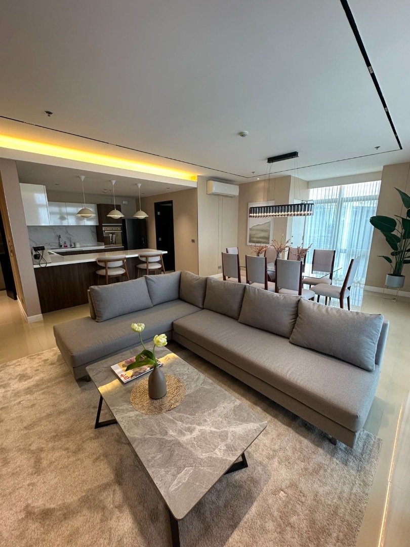 (Category: ) located in . Submitted by miguel.realestate (Listing ID 1456263358, Image 1). Description: .