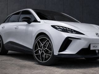 (Category: ) located in . Submitted by hybrid_tyres-ev_tyres (Listing ID 1402136767, Image 1). Description: .