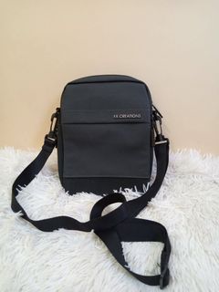 (Category: ) located in . Submitted by wkbrandedpreloved (Listing ID 1456242597, Image 1). Description: .
