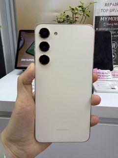 (Category: ) located in . Submitted by serangoon_mobile (Listing ID 1456402374, Image 1). Description: .