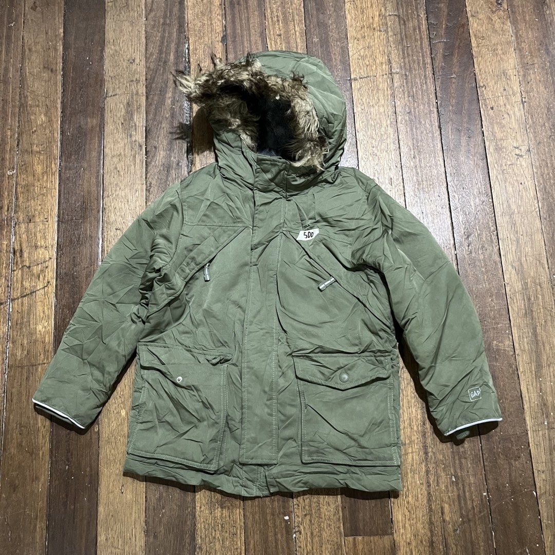 gap kids parka (Category: Babies & Kids Fashion) located in Caloocan City. Submitted by jpeg.vaults (Listing ID 1456387171, Image 1). Description: gap kids M.