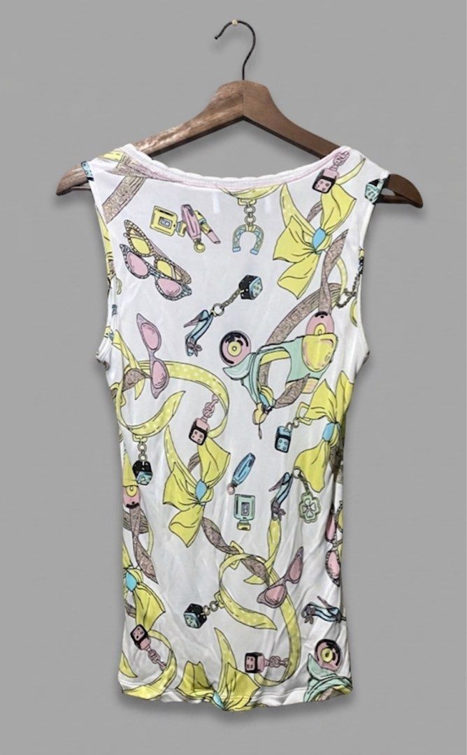 GIORGIO GRATI WMN TOPS (Category: Sleeveless) located in Davao. Submitted by ronz31 (Listing ID 1456410635, Image 2). Description: PTPA/FS GIORGIO GRATI WMN GRAPHICS TOPS AUTHENTIC💯/MADE IN ITALY SIZE 44/SMALL VGOOD CONDI 9/10 NO ISSUE DM📩.