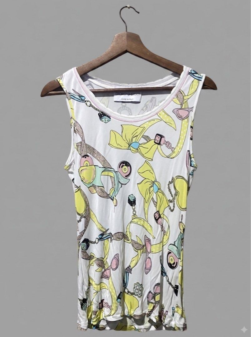 GIORGIO GRATI WMN TOPS (Category: Sleeveless) located in Davao. Submitted by ronz31 (Listing ID 1456410635, Image 1). Description: PTPA/FS GIORGIO GRATI WMN GRAPHICS TOPS AUTHENTIC💯/MADE IN ITALY SIZE 44/SMALL VGOOD CONDI 9/10 NO ISSUE DM📩.