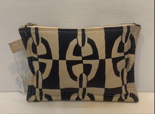(Category: ) located in . Submitted by vicluxurycollection (Listing ID 1456300377, Image 1). Description: .