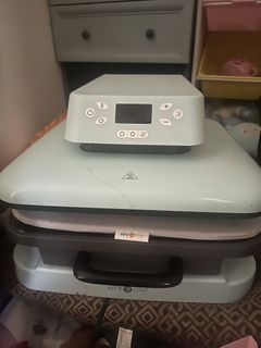 (Category: ) located in . Submitted by pillowspreloved (Listing ID 1456343227, Image 1). Description: .