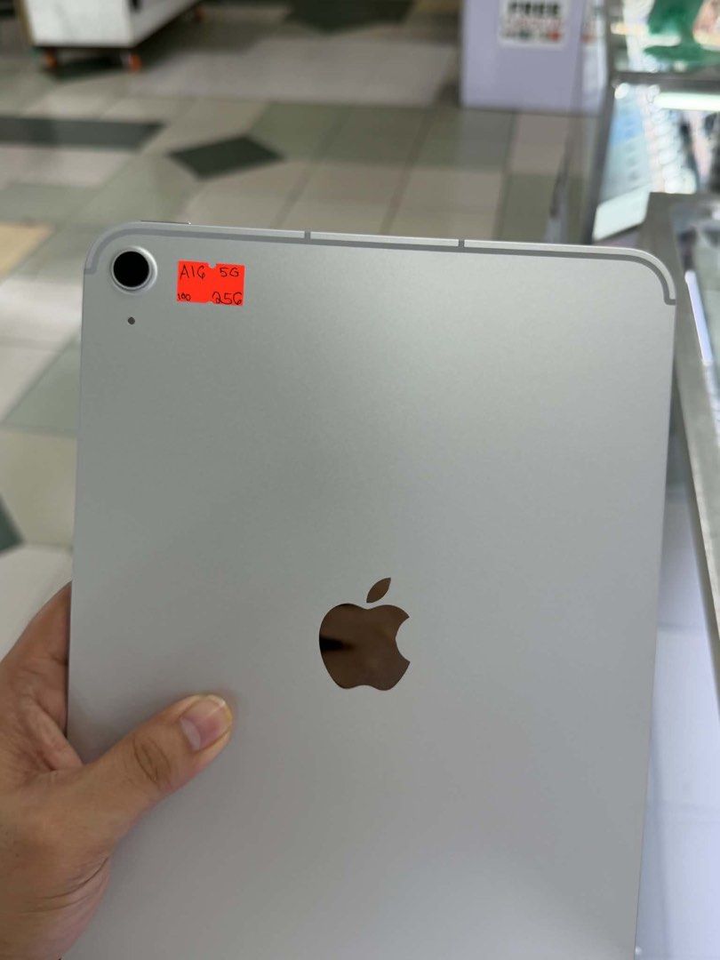 Ipad A16 256GB wifi + cellular 100BH (Category: iPad) located in San Juan City. Submitted by najihahtelecomshop2018 (Listing ID 1456394547, Image 1). Description: Legit Store | Original unit FOR SALE | TRADE / SWAP ▫️INSTALLMENT thru: 🔸Credit Card (straight / installment) 🔸Ggives / Gcredit + 6% interest 🔸Spay Later + 6% interest (RFS: Buy and Sell any kinds of Gadgets) Description: Ipad A16 256GB ( other GB are also available) 100% Battery Hea