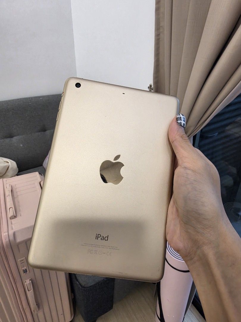 iPad Mini 3 (Category: Other Gadgets) located in Petaling Jaya. Submitted by odd.tippytoes (Listing ID 1448758848, Image 3). Description: 16 GB.