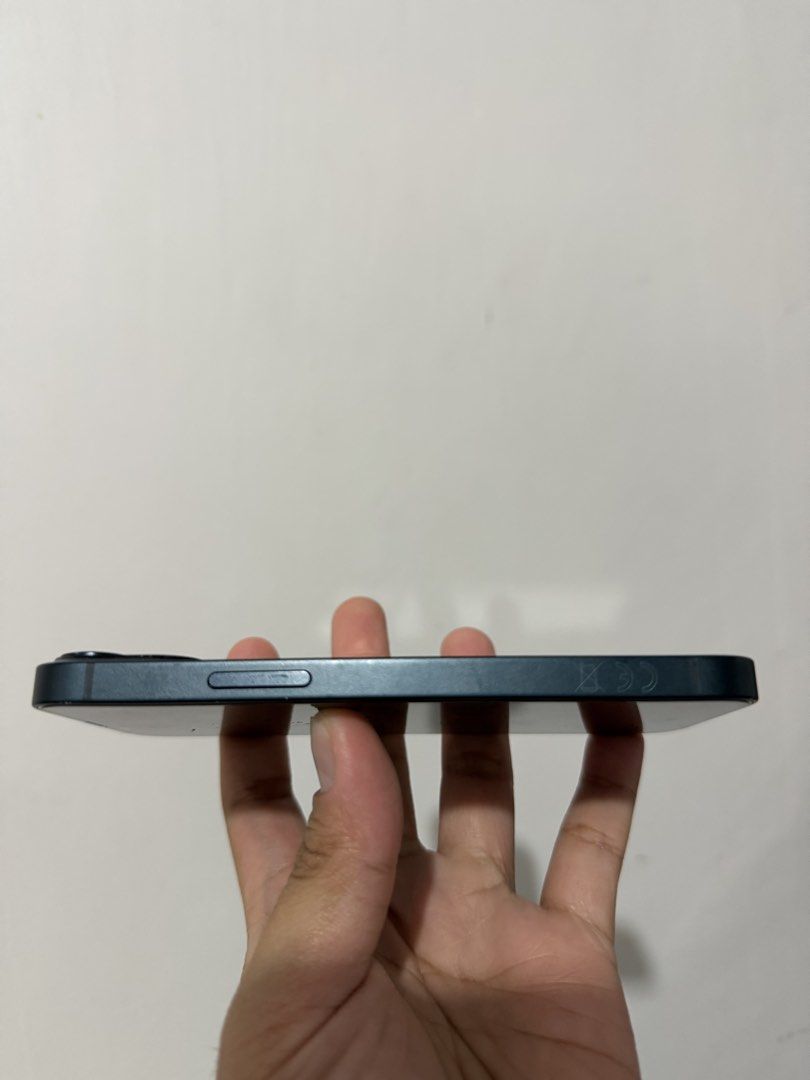 iPhone 13 mini (Category: iPhone 13 Series) located in Bulacan. Submitted by deanieboi25 (Listing ID 1456384789, Image 2). Description: rfs: extra phone - w/ shatter proof tempered - works smoothly all working - negotiable issue: minor paint chips low battery health percentage (71%).