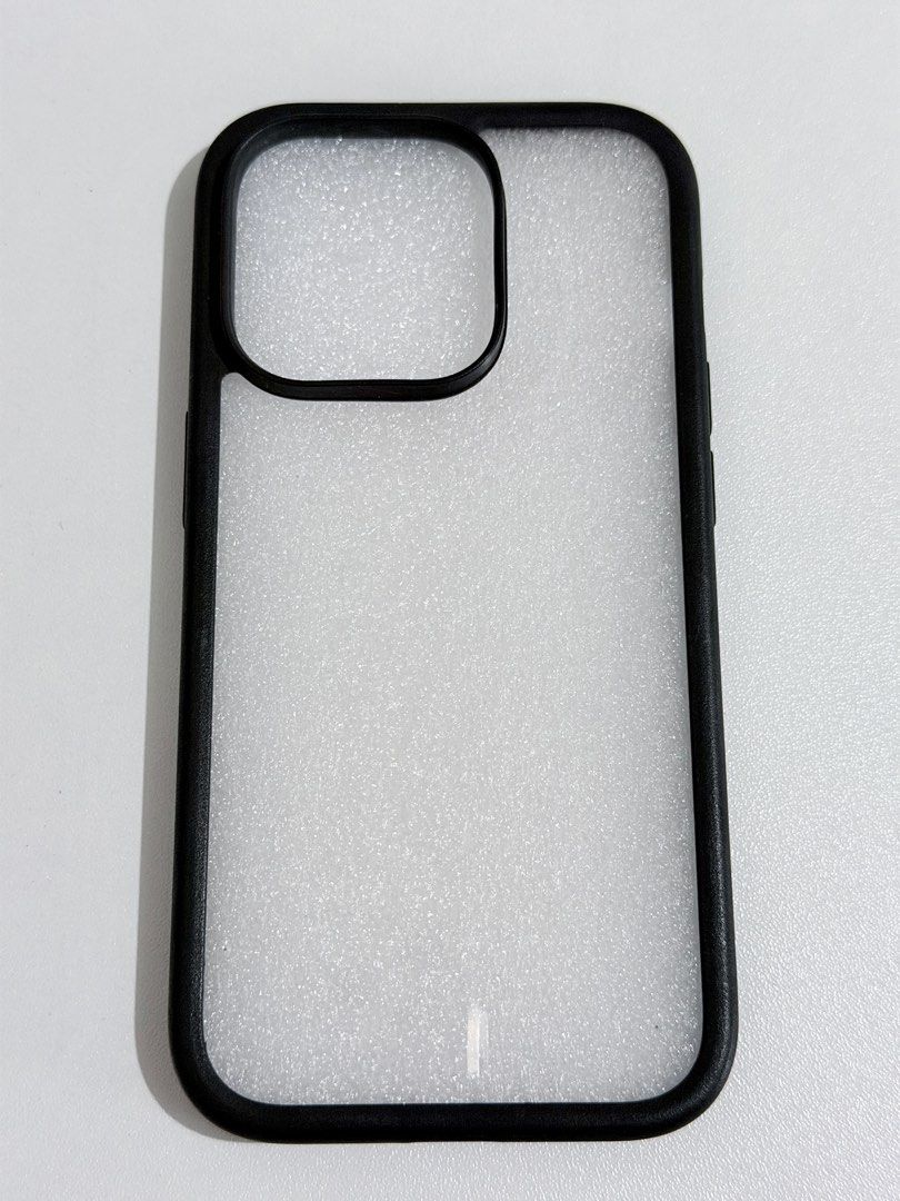 iPhone 14 Pro Case from Switcheasy (Category: Cases & Sleeves) located in Silang. Submitted by prelovedbyhannah19 (Listing ID 1456309835, Image 1). Description: Material: plastic Magsafe ready: No RFS: decluttering.