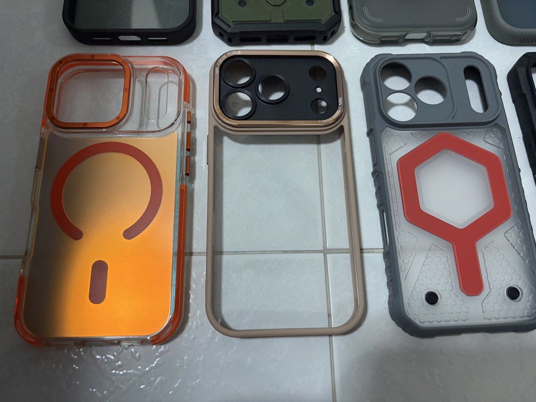 iPhone 17 Pro Cases (Bundle) (Category: Cases & Sleeves) located in Singapore. Submitted by hellopotato1116 (Listing ID 1456342521, Image 3). Description: Selling my collection of iPhone 17 Pro cases as I’ve changed to an iPhone 17. Most were hardly used and are still in very good condition. The TORRAS case alone was purchased for over $60. Letting go of the entire bundle for only $50. A great deal if you like changing cases!.