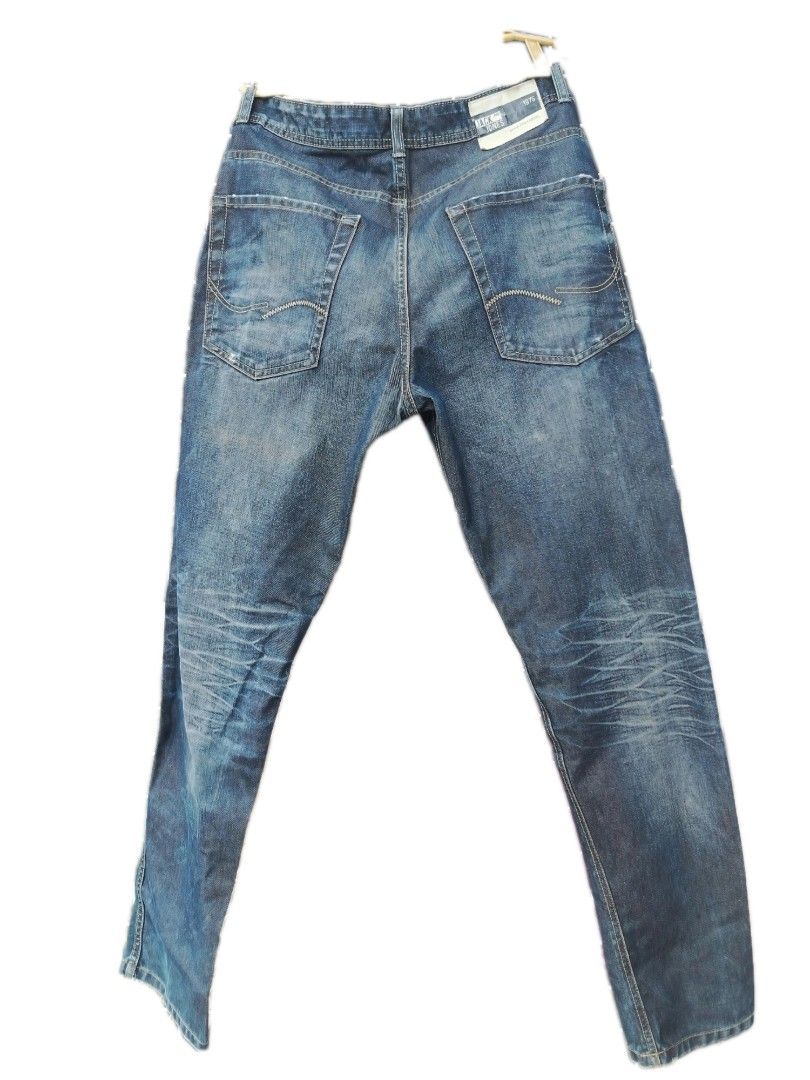 Jack and Jones Jeans (Category: Jeans) located in Davao. Submitted by enchanted08 (Listing ID 1456270496, Image 2). Description: Fits 32 - 33 waistline Will be shipped tru J&T MOP is tru gcash Sorry... No COD.