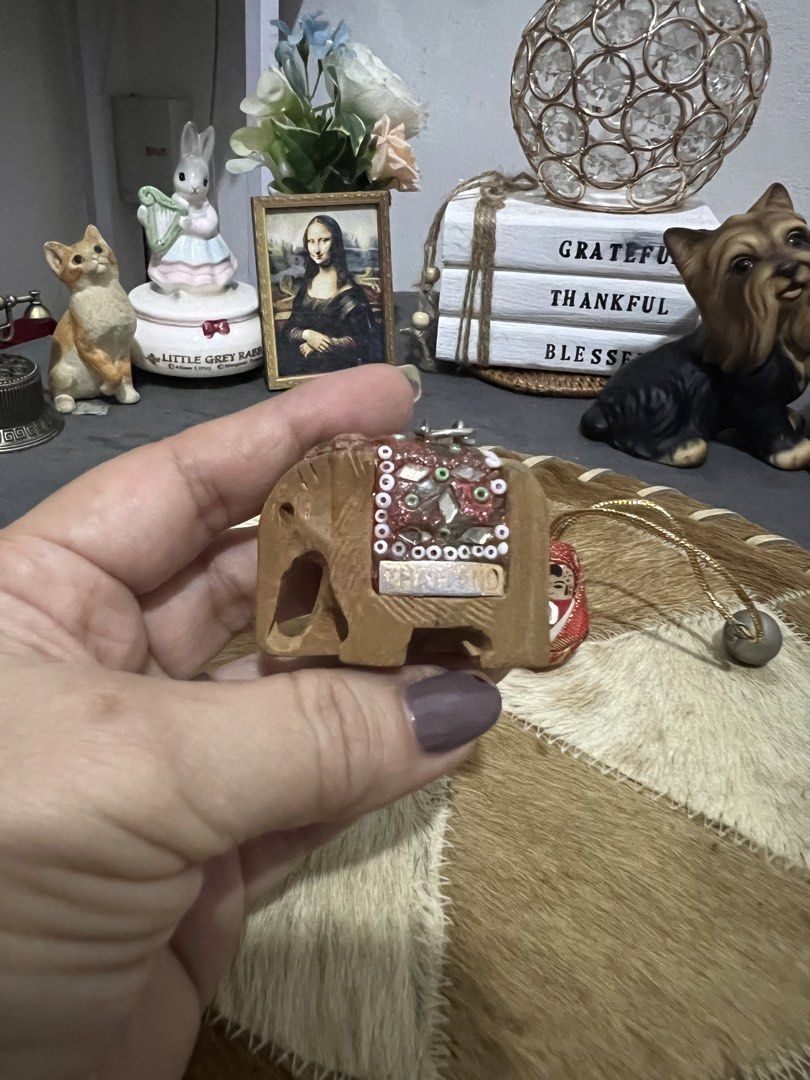 Keychain Daruma & Elephant (Category: Handmade Craft) located in Las Pinas. Submitted by maple0305 (Listing ID 1456346795, Image 2). Description: .