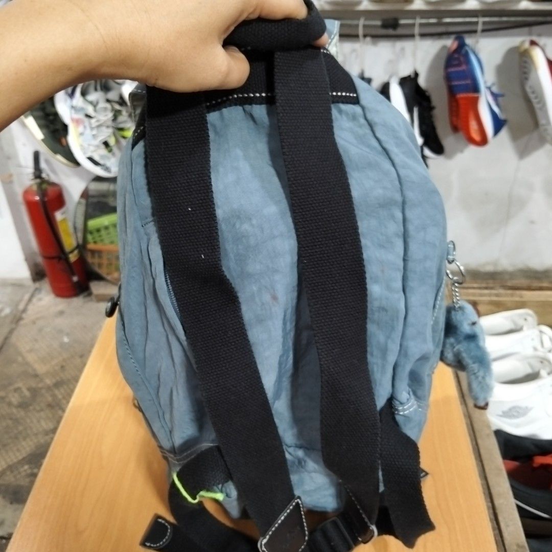 Kipling Backpack (Category: Backpacks) located in El Salvador. Submitted by francheskaukayukay (Listing ID 1456378207, Image 3). Description: .