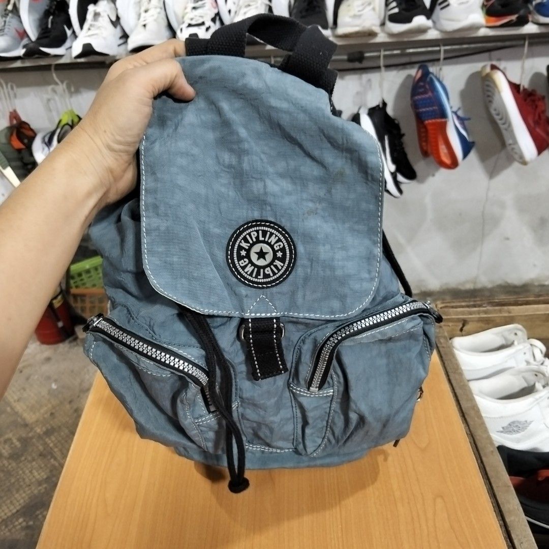 Kipling Backpack (Category: Backpacks) located in El Salvador. Submitted by francheskaukayukay (Listing ID 1456378207, Image 1). Description: .