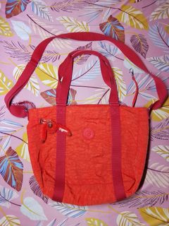 (Category: ) located in . Submitted by arn_thrifts_collections (Listing ID 1456364917, Image 1). Description: .