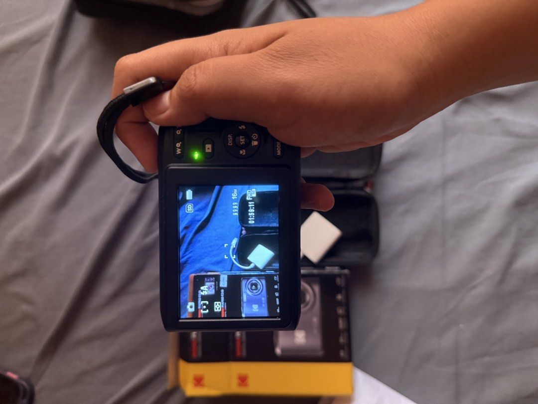 KODAK PIXPRO FZ45 (Category: Cameras) located in Cabatuan. Submitted by krishamariee__ (Listing ID 1456263280, Image 3). Description: NEGOTIABLE 64GB SD CARD AND CARD READER INCLUDED, CASE AND STRAPS BATTERIES COMES IN BOX AND WARRANTY CARD NO ISSUES RFS: need funds and extra cam since I already have G7X Mark III MOP: BPI, BDO, MARIBANK, GCASH, MAYA, UNIONBANK MOD: LBC/J&T/MEET UP around Cauayan, Isabela.
