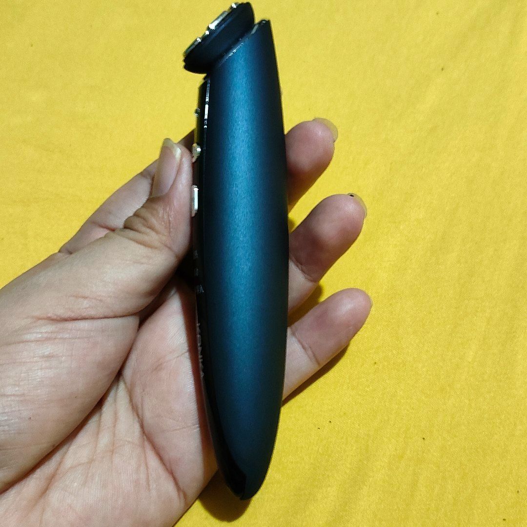 KONKA Eye Beauty Device (Category: Vision Care) located in Manila. Submitted by imperialfeline (Listing ID 1456324240, Image 3). Description: KONKA Eye Beauty Device ✨💆♀️ 🌟 Key Features: Firming & Lifting: Helps tighten and lift the skin around your eyes, giving you a more youthful appearance. Dark Circle & Puffiness Reduction: Reduces the appearance of dark circles and under-eye puffiness. Three Adjustable Modes: Warm Mode: Promotes blood circ