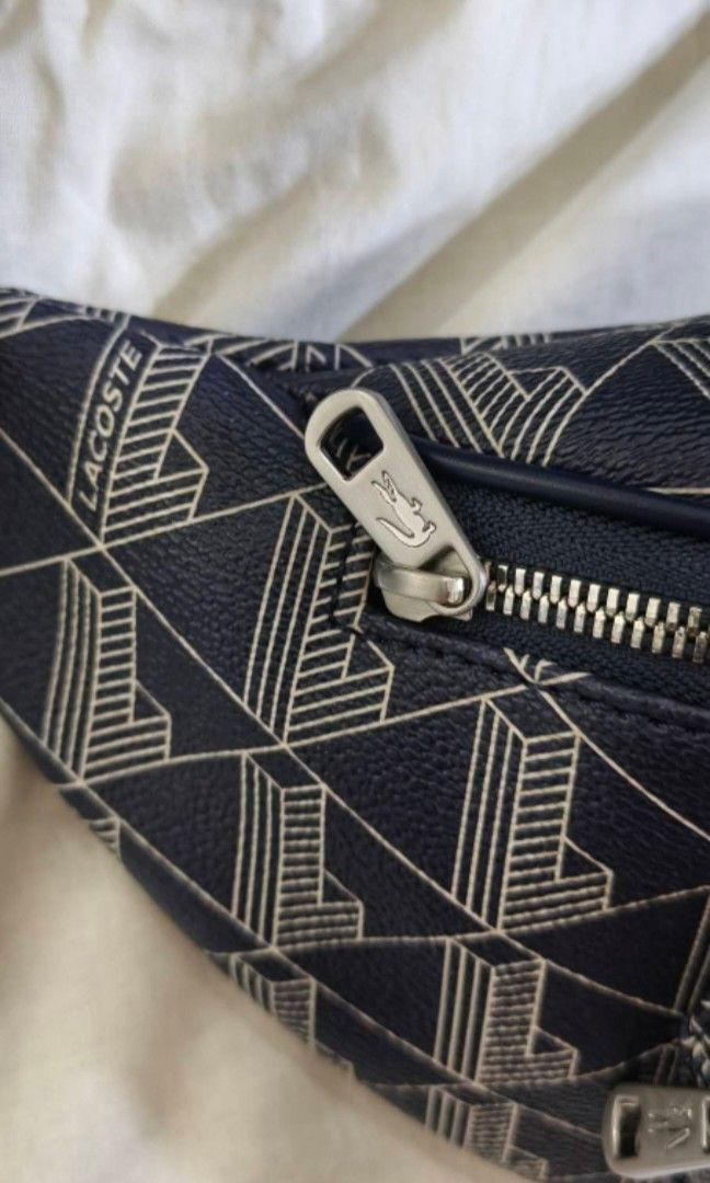 Lacoste (Category: Luxury Bags & Wallets) located in Quezon City. Submitted by gametz (Listing ID 1456280475, Image 3). Description: 100% ORIGINAL / AUTHENTIC LACOSTE MONOGRAM BELTBAG + BRAND NEW ( no more tags pero di ko nagamit) +comes with dustbag + NO ISSUE -RFS Funds for Travel -SUPER GANDA NITO 3,500 LANG!!!!.